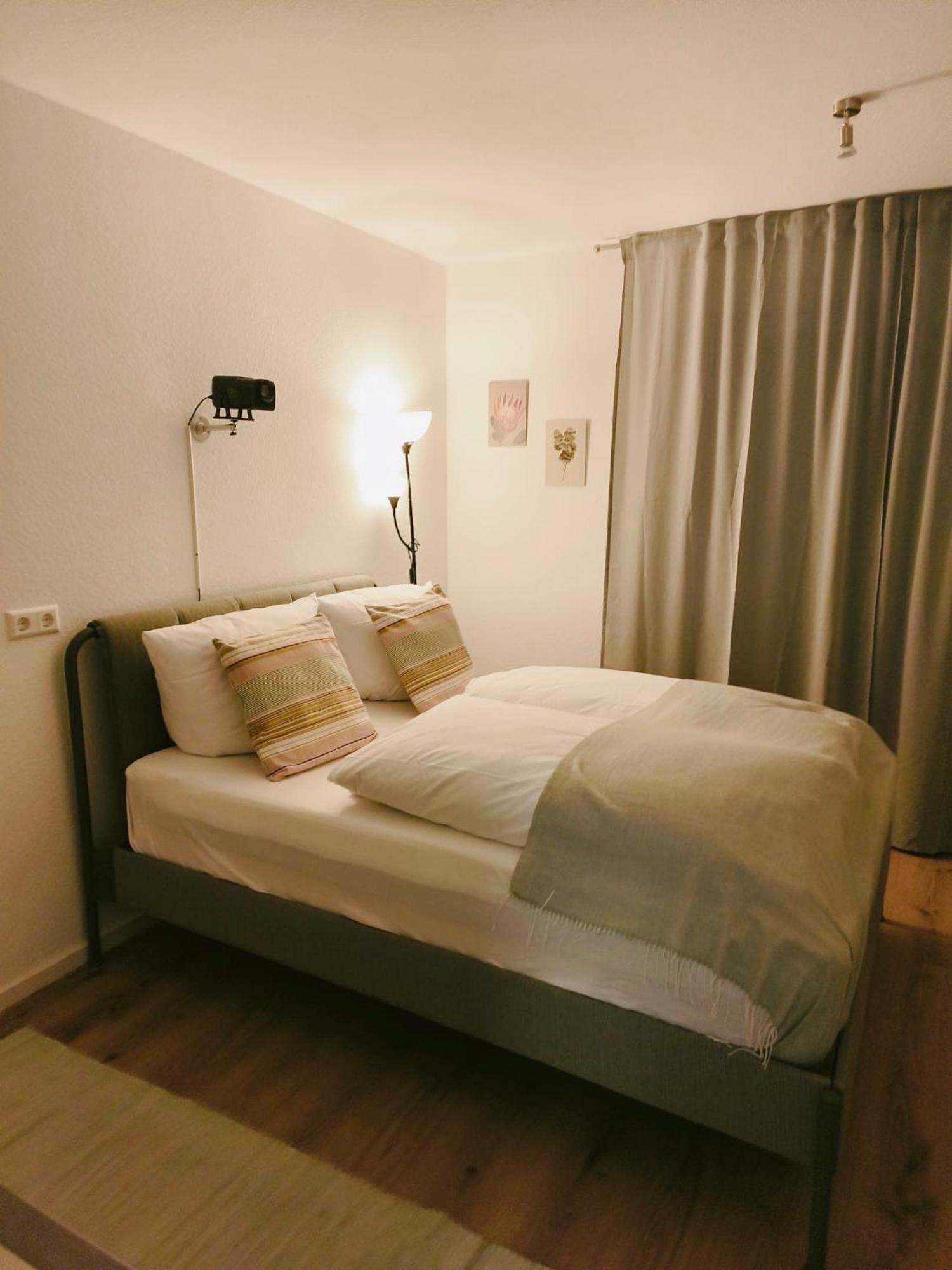 Ferienwohnung Muenster, Sehr Zentral Freiburg im Breisgau Eksteriør billede